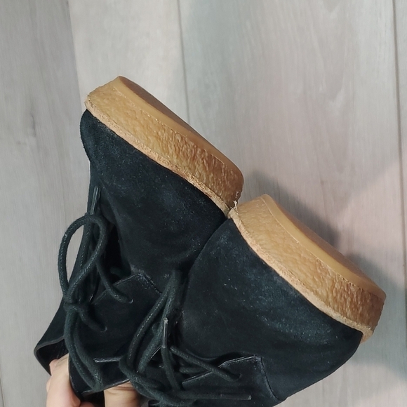 Cole Haan Womens Suede Wedge Comfort Boots shoes sz 8B - Picture 4 of 11